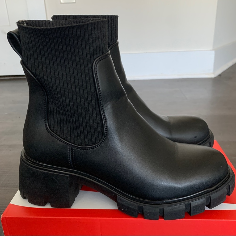 Steve Madden Boots